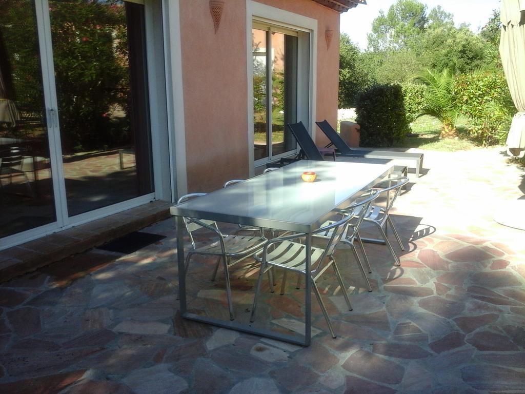 Hotel Mas Des Lys Roquebrune-sur Argens Camera foto