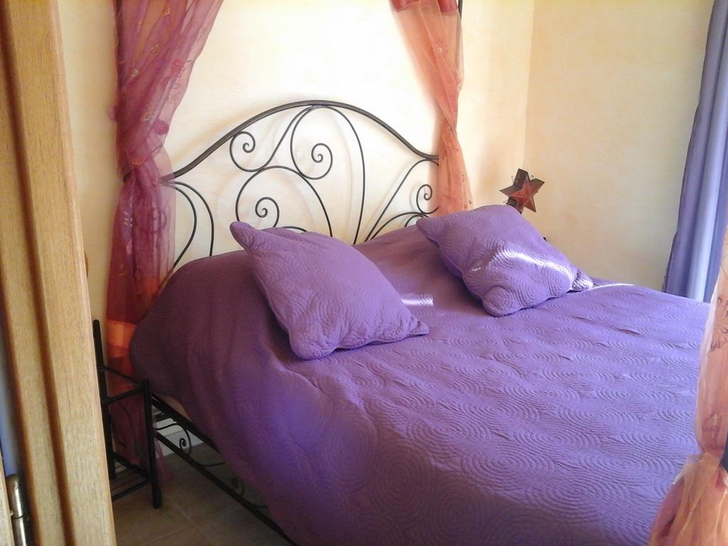 Hotel Mas Des Lys Roquebrune-sur Argens Camera foto
